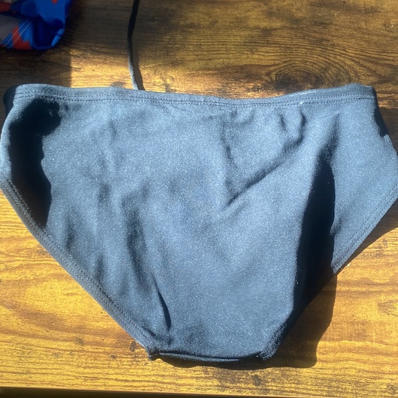 BB6 Mens speedo. Size 28. Worn twice last summer. Excellent condition. - Picture 2 of 2